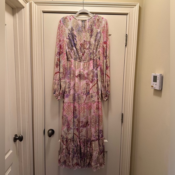 Hemant & Nandita Amal Dress - Picture 10 of 12